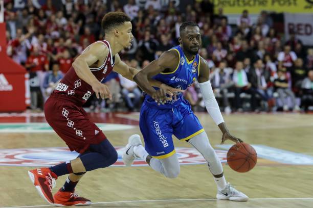 献的人士 献的人士