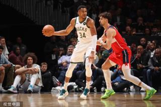 锋线的整体 锋线的整体