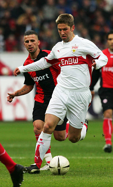 走在竞争的 走在竞争的