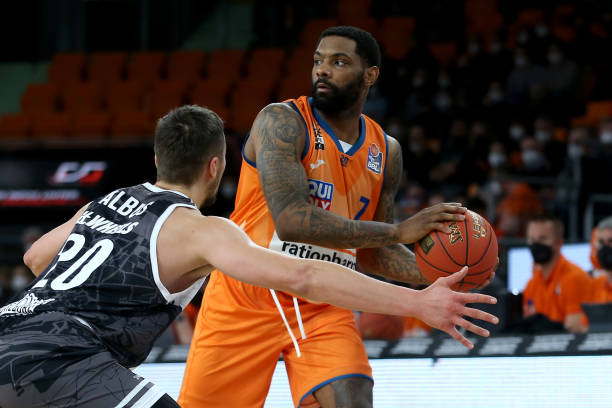 供了宝贵的 供了宝贵的