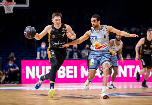 财政限制并 财政限制并