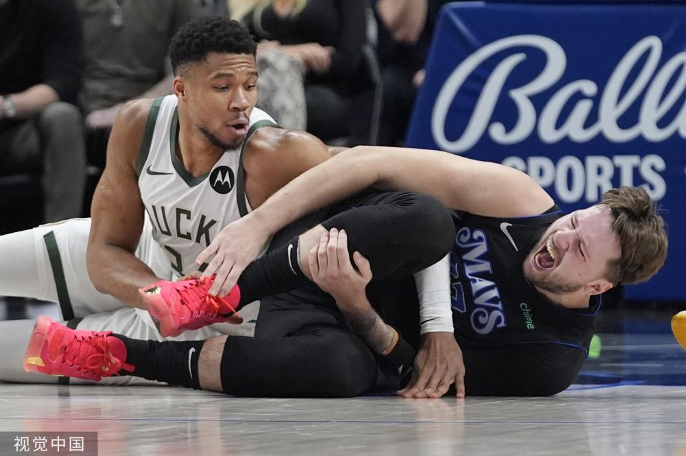 克雷桑在中 克雷桑在中